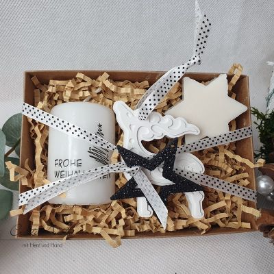 Geschenk zu Weihnachten - Weihnachtskerze mit Seifenstern Schneerose und Hirsch