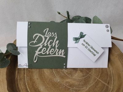 Gutscheinkarte zum Geburtstag - Weiß-Grün mit Banderole - Männergeschenk