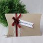 Preview: Geschenkverpackung -Pillowbox- Vintage mit Bordeaux