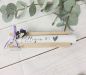 Preview: Geschenkkerzen - Stabkerze mit Spruch -Kollegin mit Herz- Dekoriert mit Holz