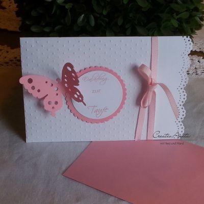 Einladungskarte Butterfly zur Taufe in Altrosa-Grau
