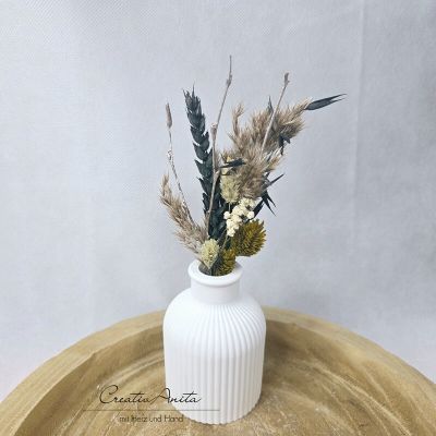 Geriffelte Vase inkl. Trockenblumen bauchig -Olive-