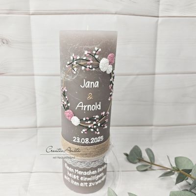 Hochzeitskerze Rustik taupe - Edler zarter Blütenkreis weiß-altrosa