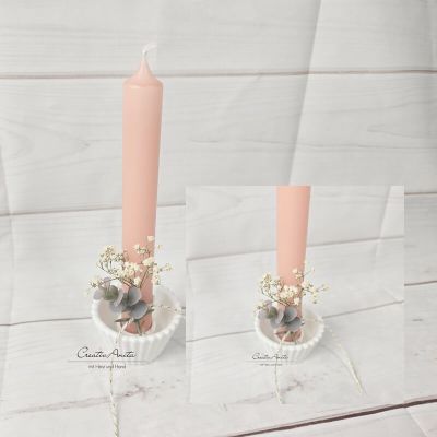 Preview: Stabkerzenhalter in Runder Form mit Rillenoptik - Eukalypthus und Schleierkraut dekoriert -apricot-