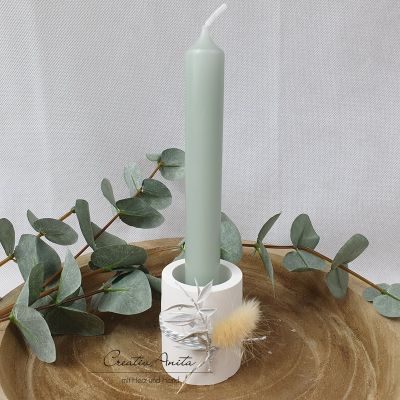 Handgemachter Kerzenhalter - mit Trockenblumen dekoriert, inkl. Stabkerze mint