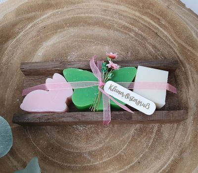 Ostergeschenk Schafmilchseifen in Holzverpackung Ostergruß Hase-Schmetterling rosa-weiß