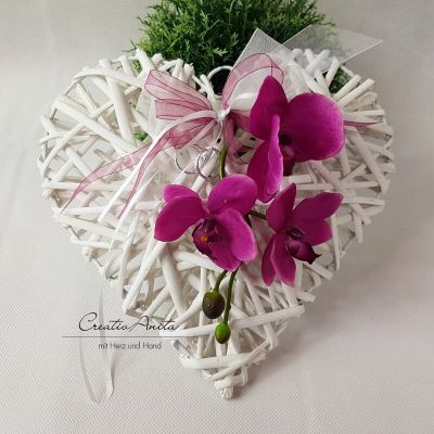 Ringkissen - Herz aus Rattan mit Orchidee zur Hochzeit
