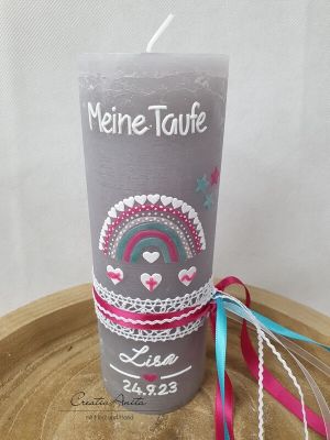 Preview: Taufkerze Rustikkerze mit Regenbogen und Herzen grau-pink-türkis verziert