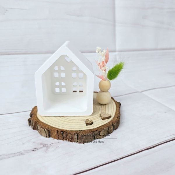 Lichthaus -Herz- dekoriert auf Holzscheibe -ROSA-