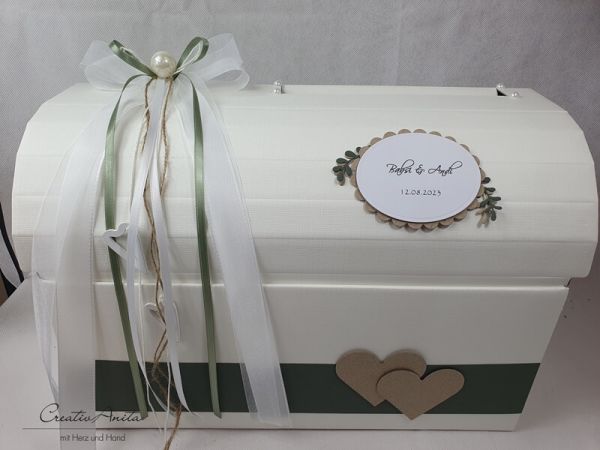 Briefbox Truhe DUNKELGRÜN-BRAUN mit Holzherzen und Perle - Hochzeit Kartenbox