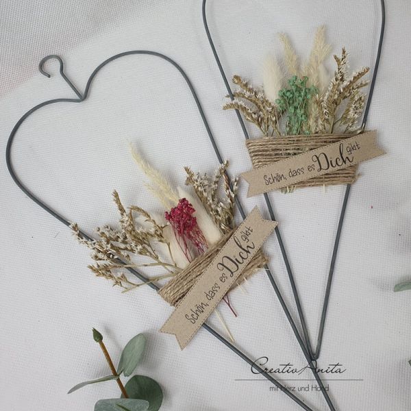 Metallherz mit Trockenblumen dekoriert, Geburtstagsgeschenk ROSA