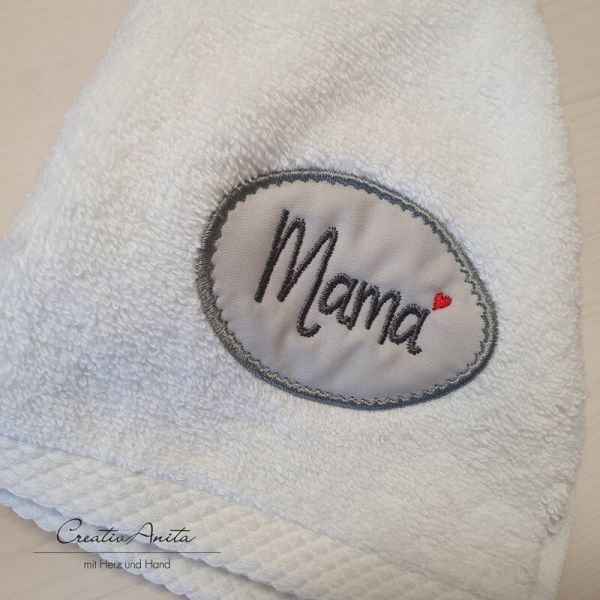 Handtuch in weiß mit Motiv -Mama-