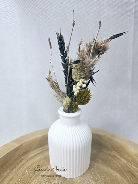 Geriffelte Vase inkl. Trockenblumen bauchig -Olive-