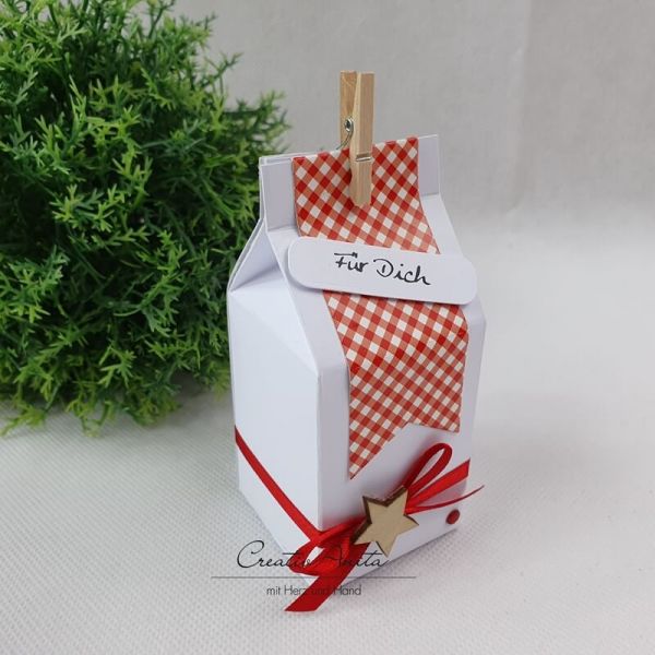 Geschenkverpackung Milchtüte in Weiß-Rot KARO