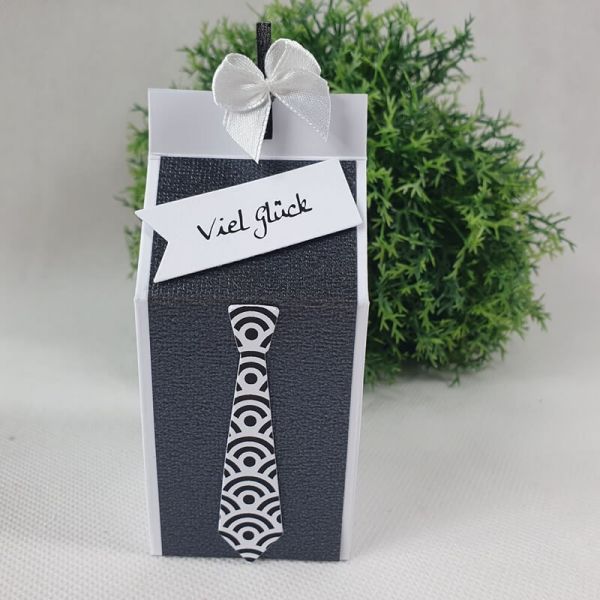 Geschenkverpackung Milchtüte Krawatte zum Geburtstag