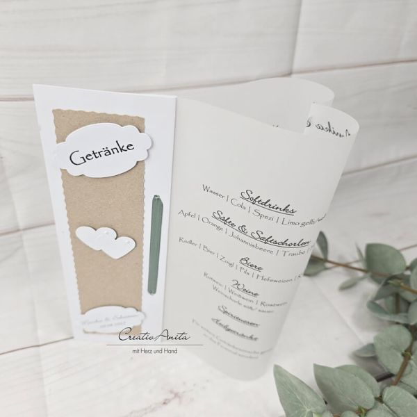 Menükarte in HERZFORM! Traumlicht in Weiß-Natur-Eukalypthus