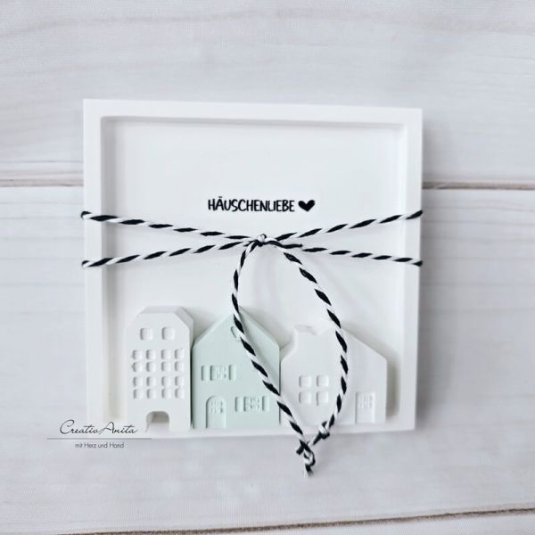 Handgemachte Schale bestückt mit Häuser in weiß-mint - quadratisch