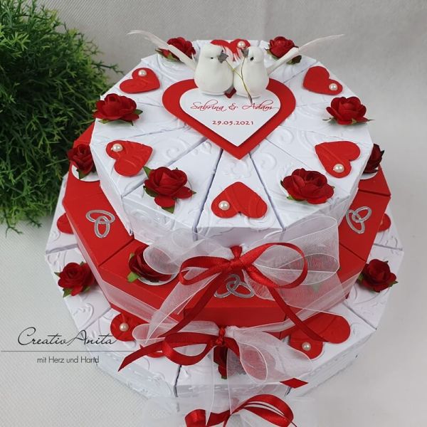 Schachteltorte 3-stöckig mit Herzen & Rosen - Geldgeschenk Hochzeit WEISS-ROT-WEISS Schachteltorte 3-stöckig mit Herzen & Rosen - Geldgeschenk Hochzeit WEISS-ROT-WEISS