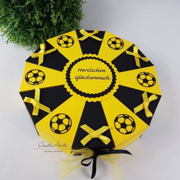 Schachteltorte - Fußball - Lieblingsverein - Geschenk