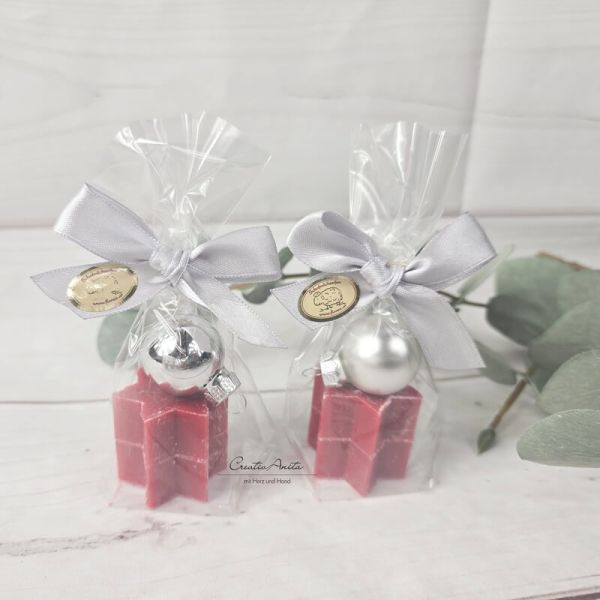 Seifensterne BRATAPFEL - Rot mit Weihnachtskugel dekoriert - Mitbringsel