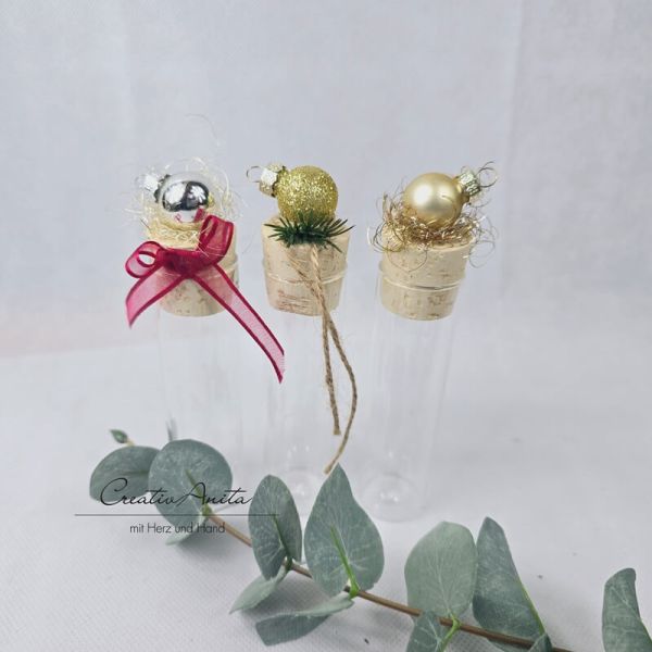 Wunscherfüller aus Reagenzglas - 3 Stück - weihnachtlich dekoriert