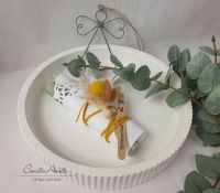 Runder Dekoteller in Rillenoptik - mit hohem Rand in weiß - Kerzenteller