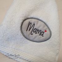 Handtuch in weiß mit Motiv -Mama-