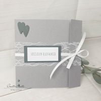 Glückwunschkarte zur Hochzeit - Edel mit Spitzenband - grau-grün