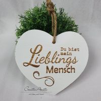 Holzherz "Lieblingsmensch" - Schild zum Hängen mit Jutekordel, Shabbystil