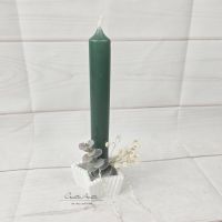 Stabkerzenhalter in Sternform mit Rillenoptik - Eukalypthus und Schleierkraut dekoriert -dunkelgrün-