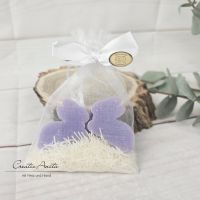 Geschenk zu Ostern mit Schafmilchseifen Osterhasen & Seifennadeln LILA
