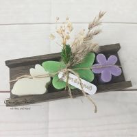 Ostergeschenk Schafmilchseifen in Holzverpackung Ostergruß Hase-Schmetterling GRÜN