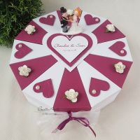 Schachteltorte mit Herzen & Röschen - Geldgeschenk Hochzeit BEERE