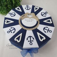 Schachteltorte mit Anker & Herzen zur Hochzeit in DUNKELBLAU-WEISS