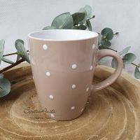 Tasse mit Punkten